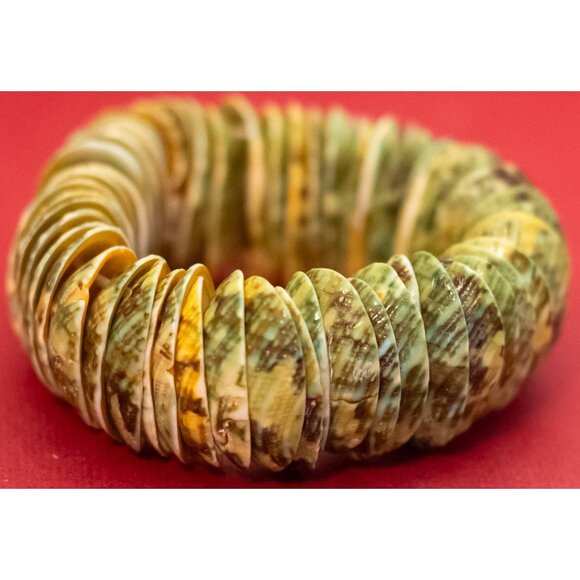 6 inch, Vintage Shell Abstract Beads Unique Beaded Bracelet - F52 - Picture 2 of 3